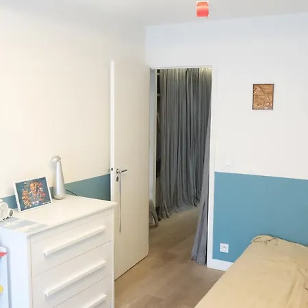 Splendid Bright And Spacious Apt Ternes Appartamento